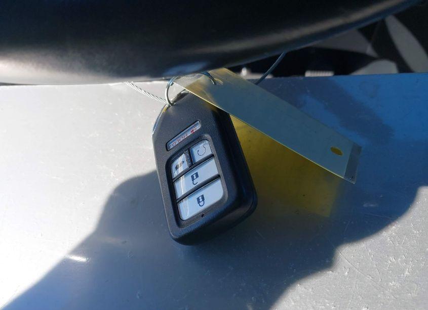 Photo 11 of 2022 Honda Pilot 2WD EX-L (VIN 5FNYF5H5XNB016293)