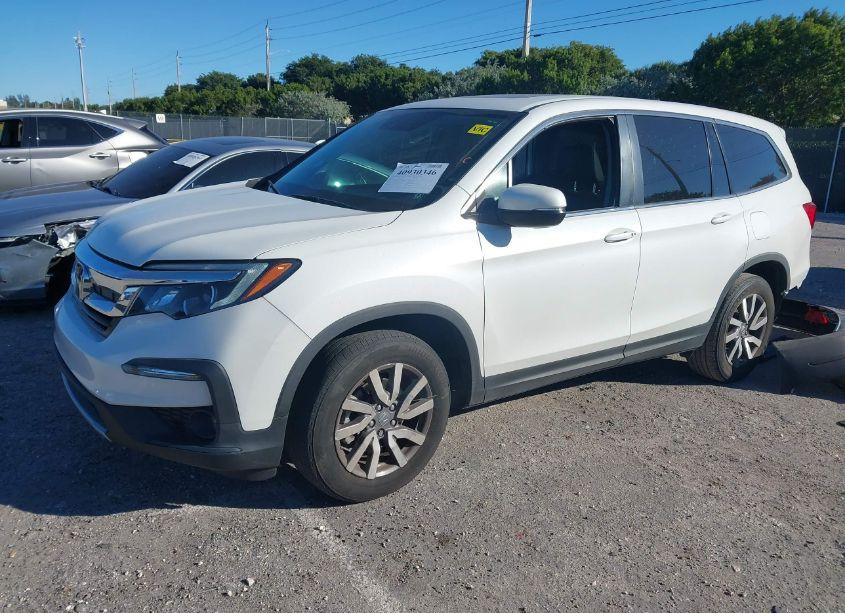 Photo 2 of 2022 Honda Pilot 2WD EX-L (VIN 5FNYF5H5XNB016293)