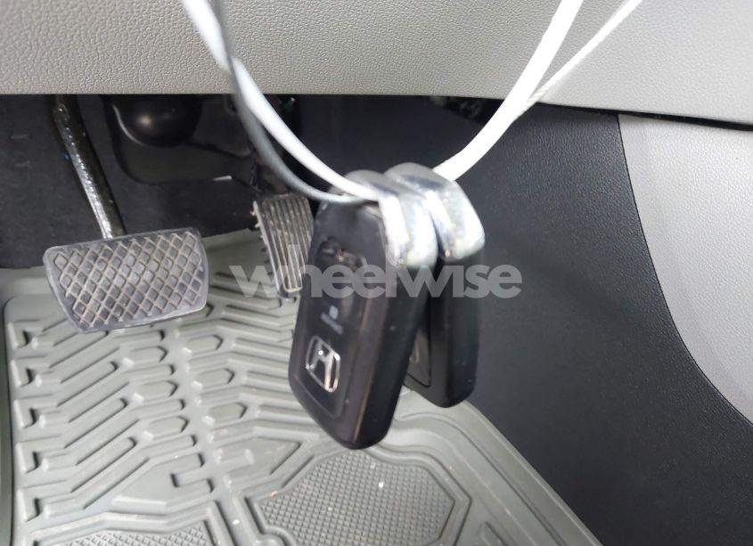 Photo 11 of 2016 Honda Pilot EX-L (VIN 5FNYF5H60GB058175)