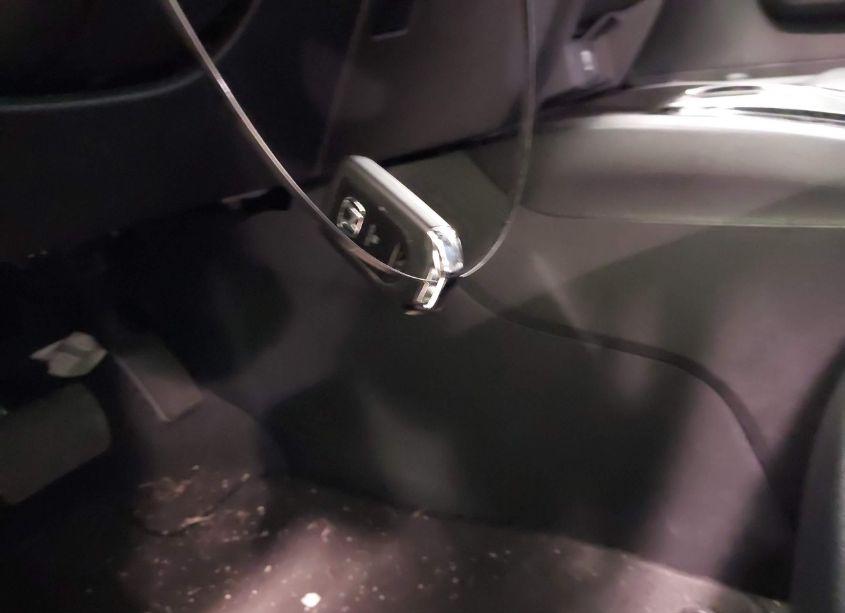 Photo 11 of 2022 Honda Pilot 2WD TOURING 7 PASSENGER (VIN 5FNYF5H60NB013377)