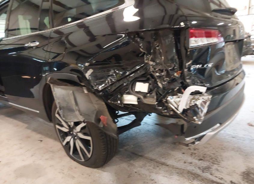 Photo 12 of 2022 Honda Pilot 2WD TOURING 7 PASSENGER (VIN 5FNYF5H60NB013377)