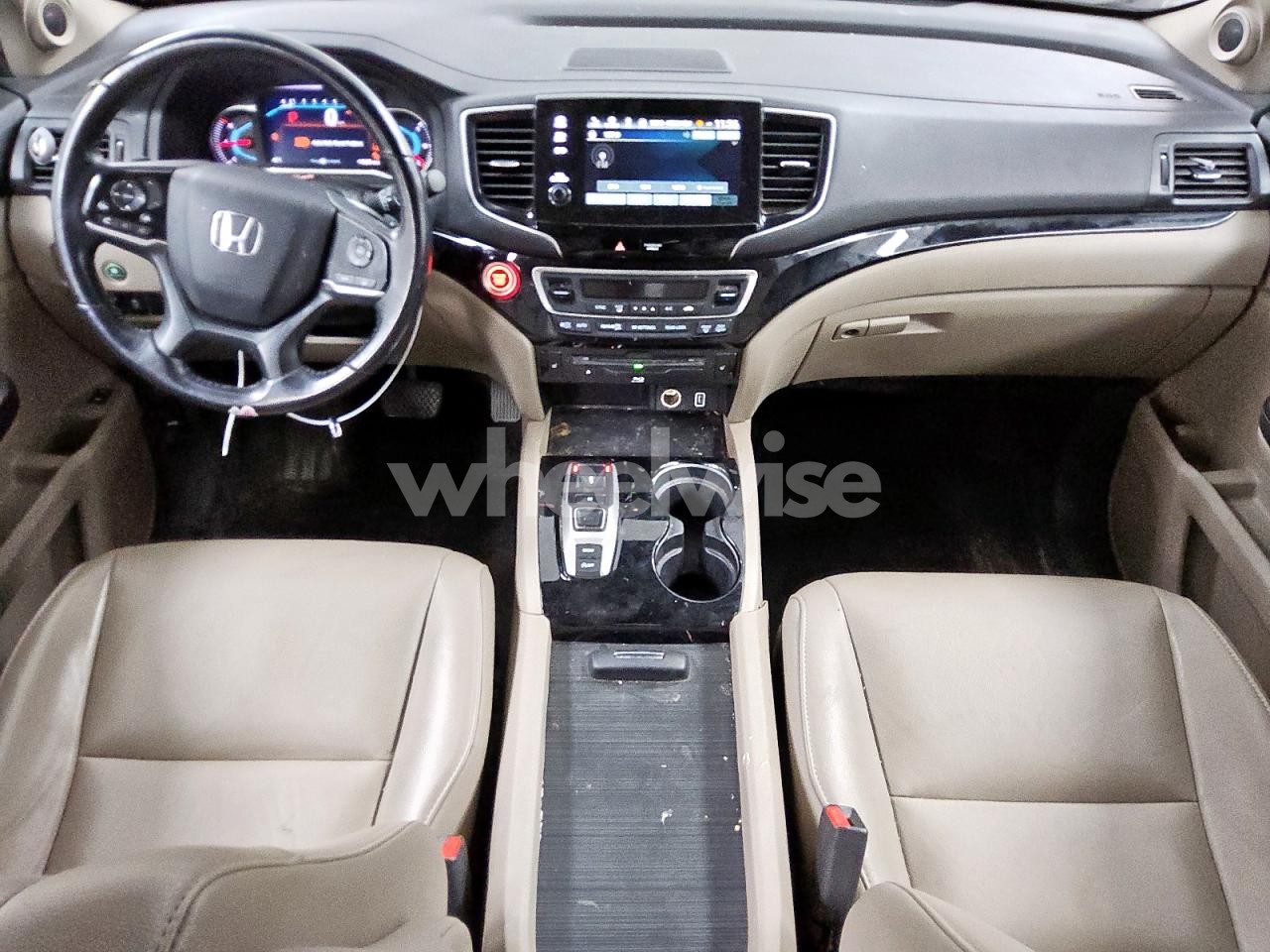 Photo 8 of 2019 HONDA PILOT TOURING (VIN 5FNYF5H61KB039904)