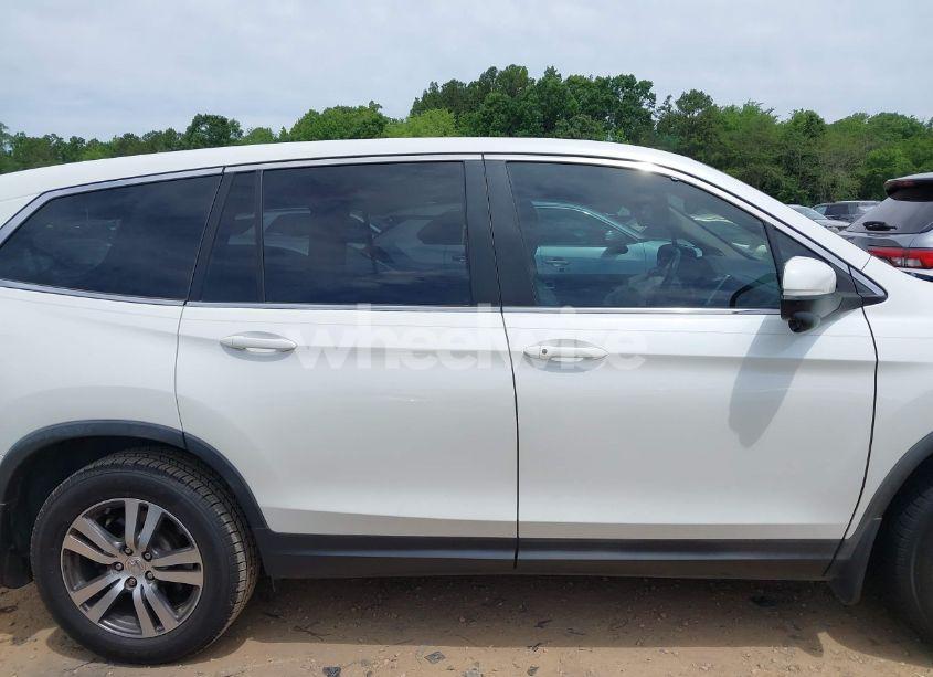 Photo 13 of 2017 Honda Pilot EX-L (VIN 5FNYF5H62HB010064)