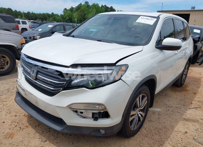 Photo 2 of 2017 Honda Pilot EX-L (VIN 5FNYF5H62HB010064)