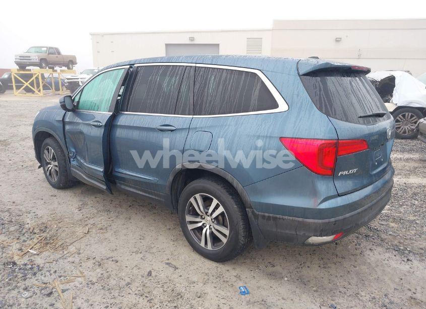 Photo 3 of 2016 Honda Pilot EX-L (VIN 5FNYF5H63GB007303)