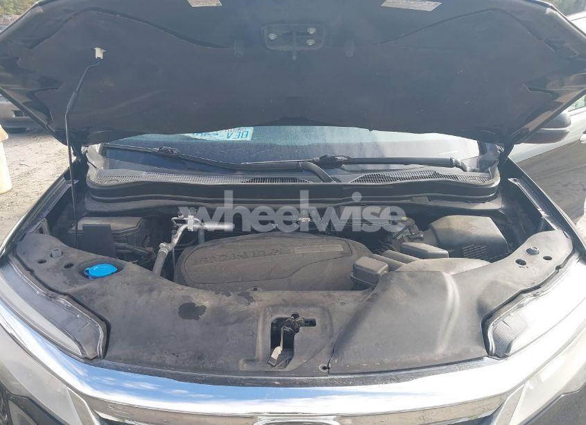 Photo 10 of 2019 Honda Pilot TOURING (VIN 5FNYF5H64KB017914)