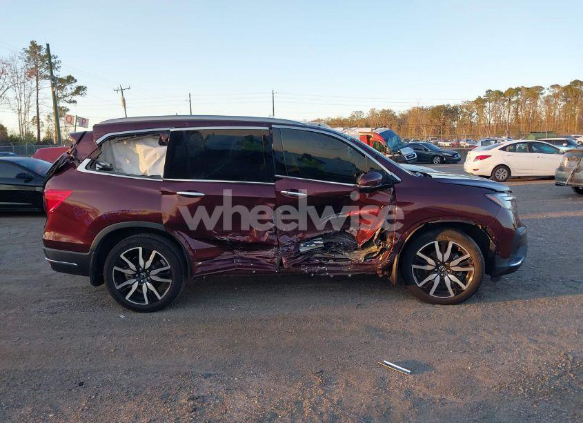 Photo 12 of 2021 Honda Pilot 2WD TOURING 7 PASSENGER (VIN 5FNYF5H64MB014465)