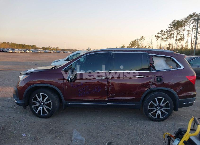 Photo 13 of 2021 Honda Pilot 2WD TOURING 7 PASSENGER (VIN 5FNYF5H64MB014465)