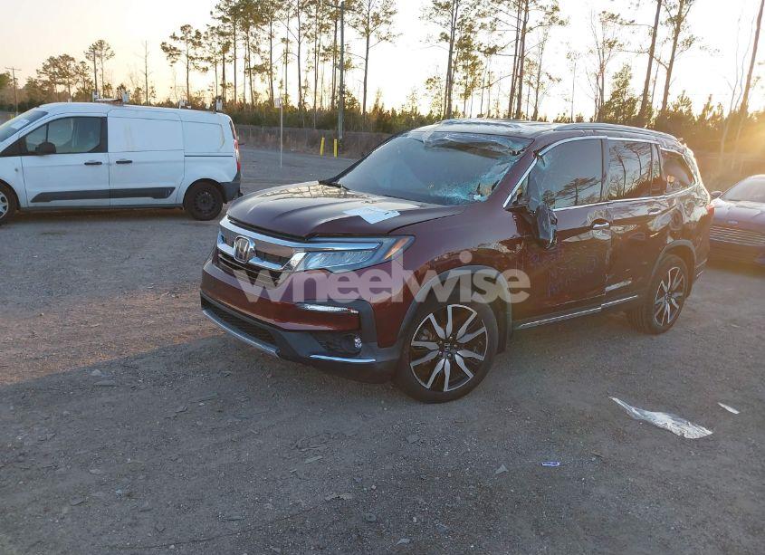 Photo 2 of 2021 Honda Pilot 2WD TOURING 7 PASSENGER (VIN 5FNYF5H64MB014465)