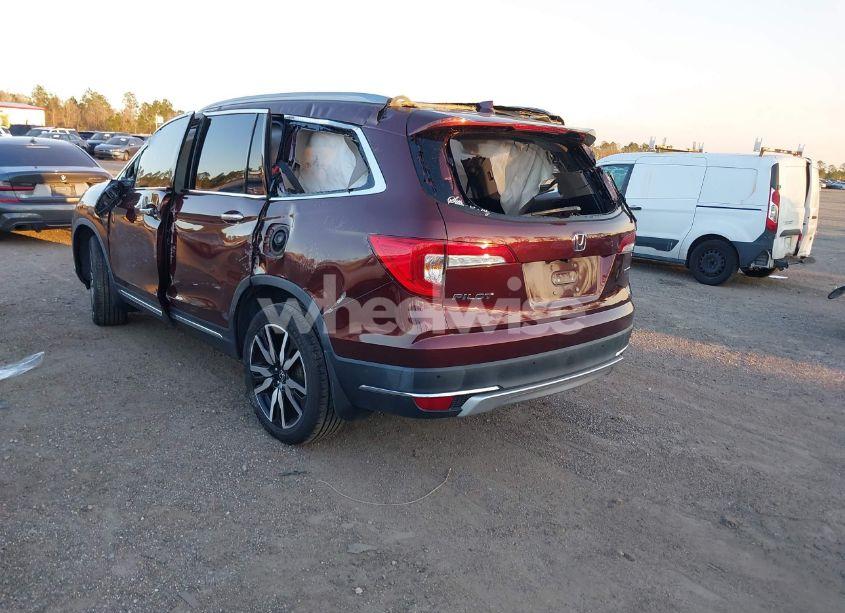 Photo 3 of 2021 Honda Pilot 2WD TOURING 7 PASSENGER (VIN 5FNYF5H64MB014465)