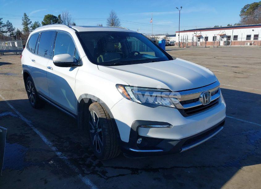 2021 Honda Pilot 2WD TOURING 7 PASSENGER (VIN 5FNYF5H64MB031671) main photo