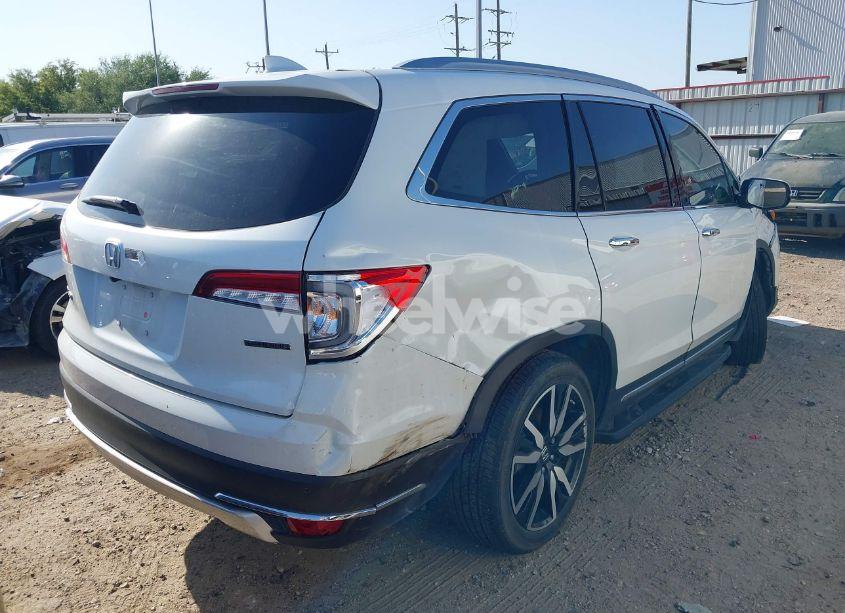 Photo 4 of 2022 Honda Pilot 2WD TOURING 7 PASSENGER (VIN 5FNYF5H64NB027301)