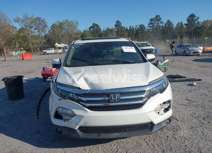 Photo 12 of 2017 Honda Pilot EX-L (VIN 5FNYF5H65HB034987)