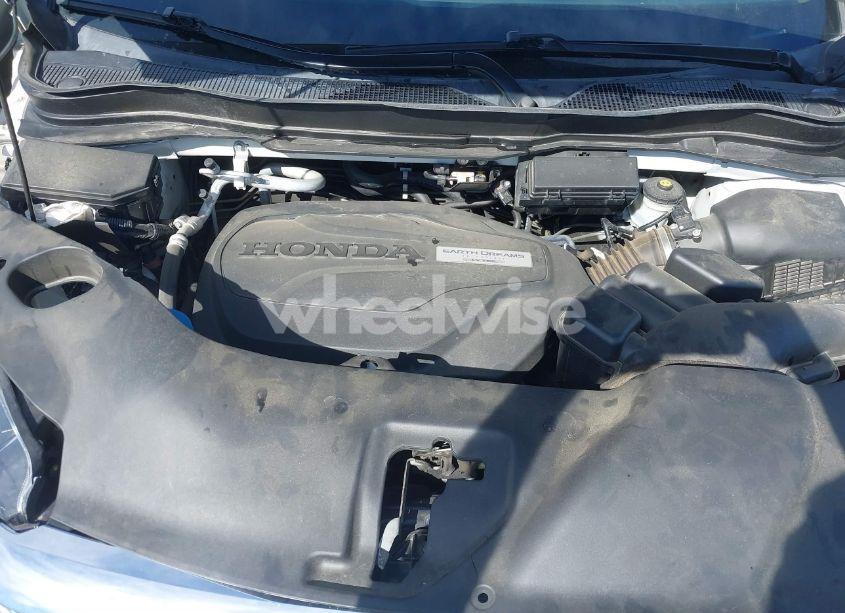 Photo 10 of 2019 Honda Pilot TOURING (VIN 5FNYF5H68KB009606)