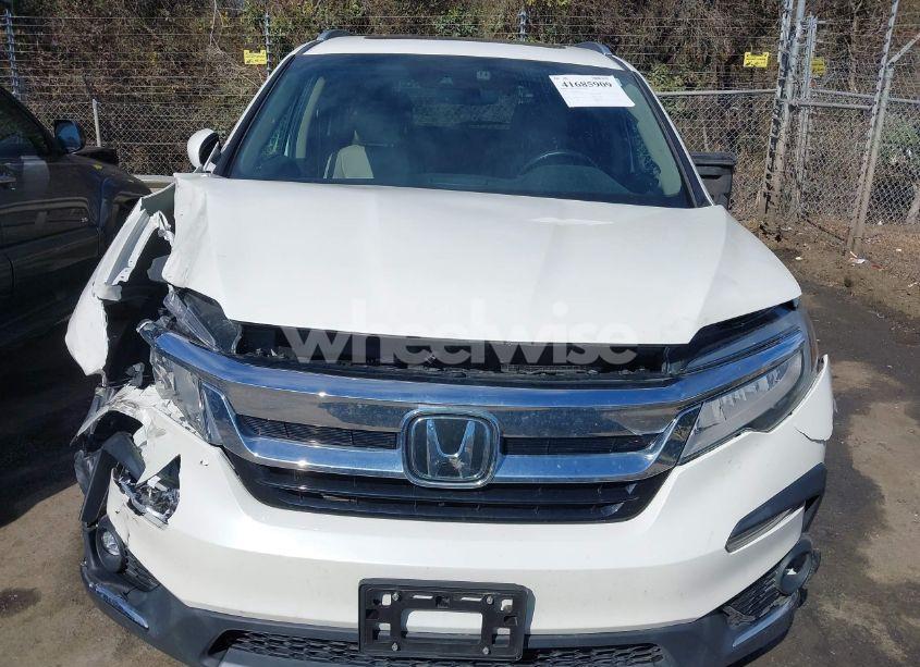 Photo 12 of 2019 Honda Pilot TOURING (VIN 5FNYF5H68KB009606)