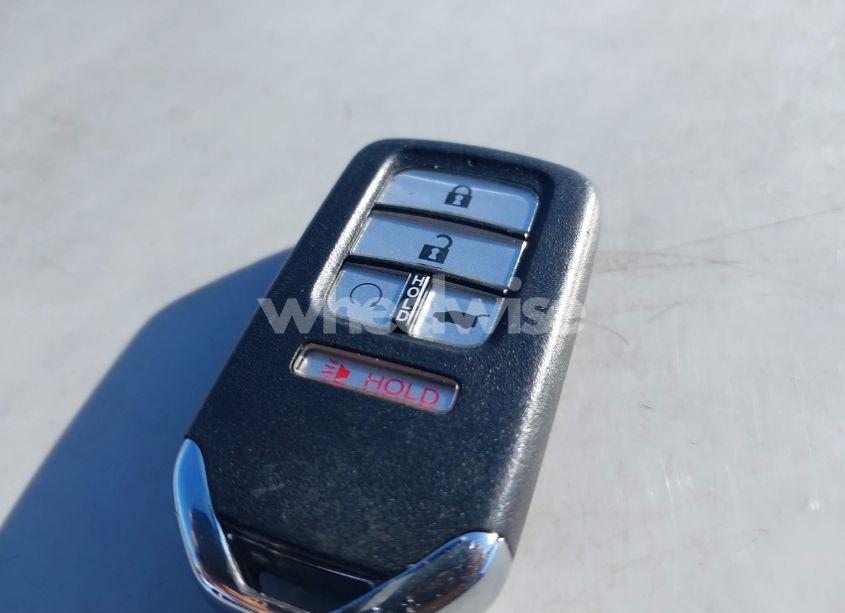 Photo 11 of 2021 Honda Pilot 2WD TOURING 7 PASSENGER (VIN 5FNYF5H68MB001296)