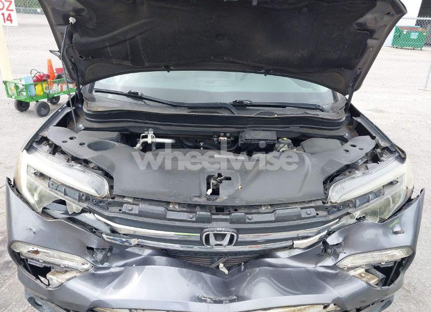 Photo 10 of 2016 Honda Pilot EX-L (VIN 5FNYF5H71GB038672)