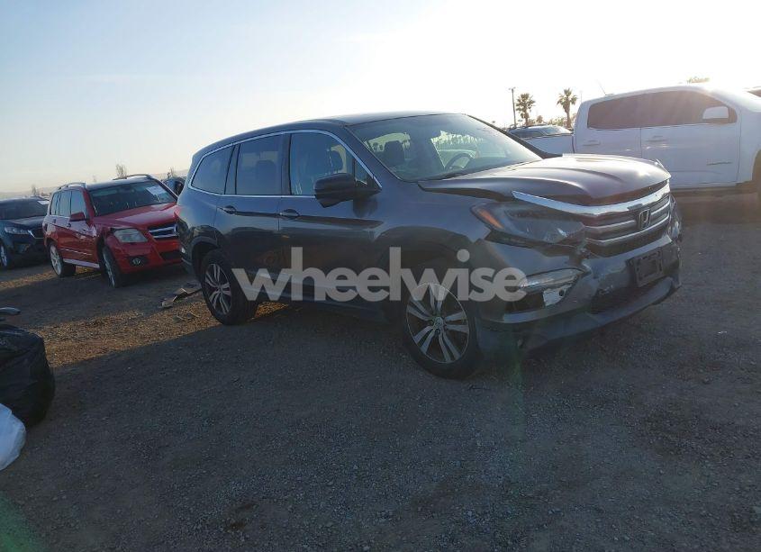 2017 Honda Pilot EX-L (VIN 5FNYF5H74HB010026) main photo