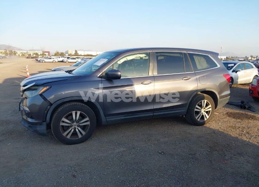 Photo 15 of 2017 Honda Pilot EX-L (VIN 5FNYF5H74HB010026)