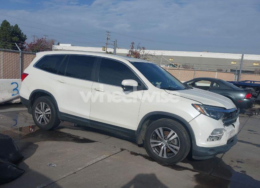 2016 Honda Pilot EX-L (VIN 5FNYF5H75GB028114) main photo