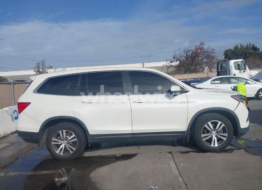Photo 12 of 2016 Honda Pilot EX-L (VIN 5FNYF5H75GB028114)