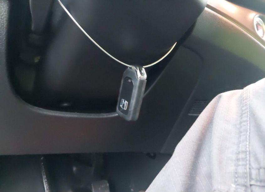 Photo 11 of 2017 Honda Pilot EX-L (VIN 5FNYF5H75HB010021)