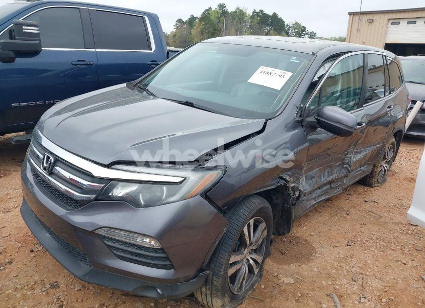 Photo 2 of 2016 Honda Pilot EX-L (VIN 5FNYF5H76GB036173)