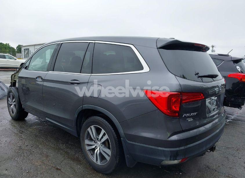 Photo 3 of 2017 Honda Pilot EX-L (VIN 5FNYF5H77HB033090)
