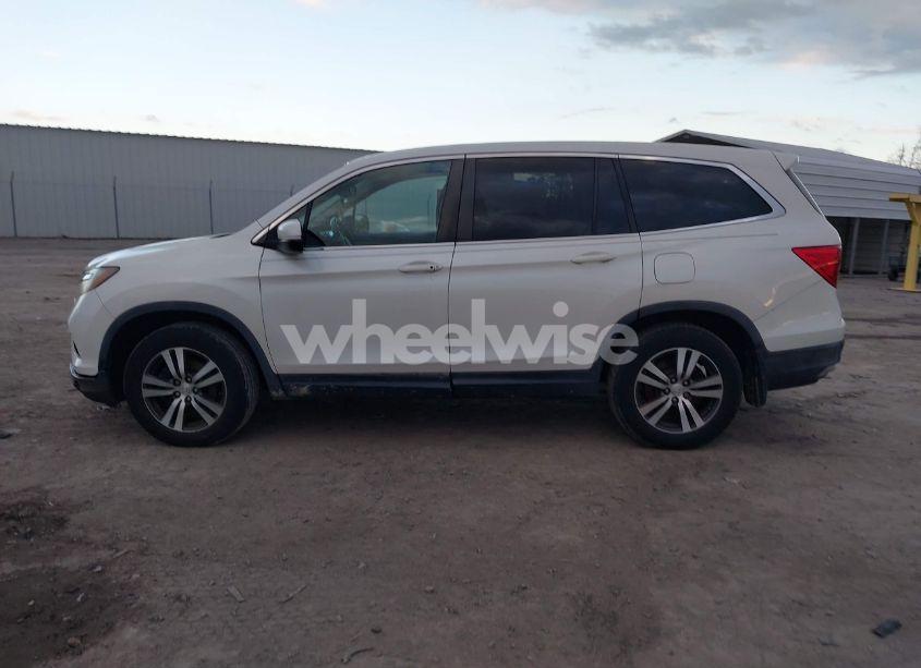 Photo 14 of 2016 Honda Pilot EX-L (VIN 5FNYF5H78GB005541)