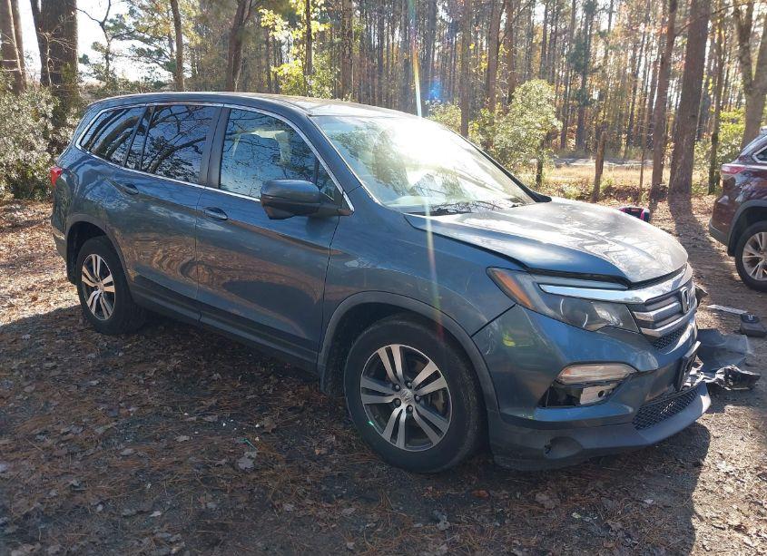2017 Honda Pilot EX-L (VIN 5FNYF5H78HB045040) main photo