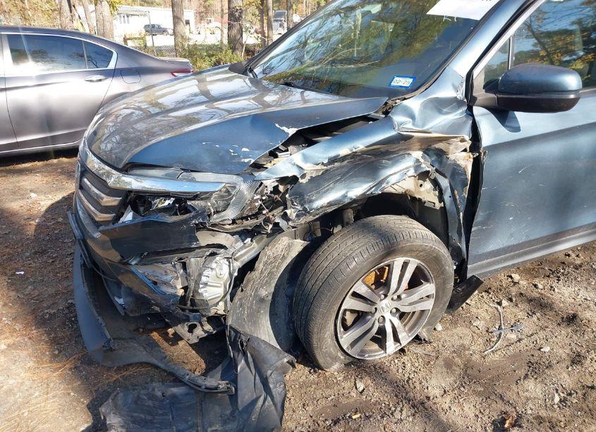 Photo 6 of 2017 Honda Pilot EX-L (VIN 5FNYF5H78HB045040)