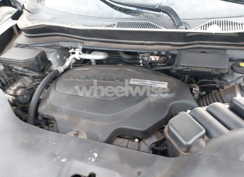 Photo 10 of 2018 Honda Pilot EXLN (VIN 5FNYF5H78JB013694)