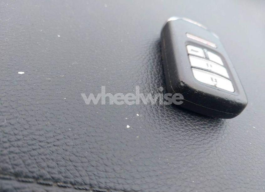 Photo 11 of 2018 Honda Pilot EXLN (VIN 5FNYF5H78JB013694)