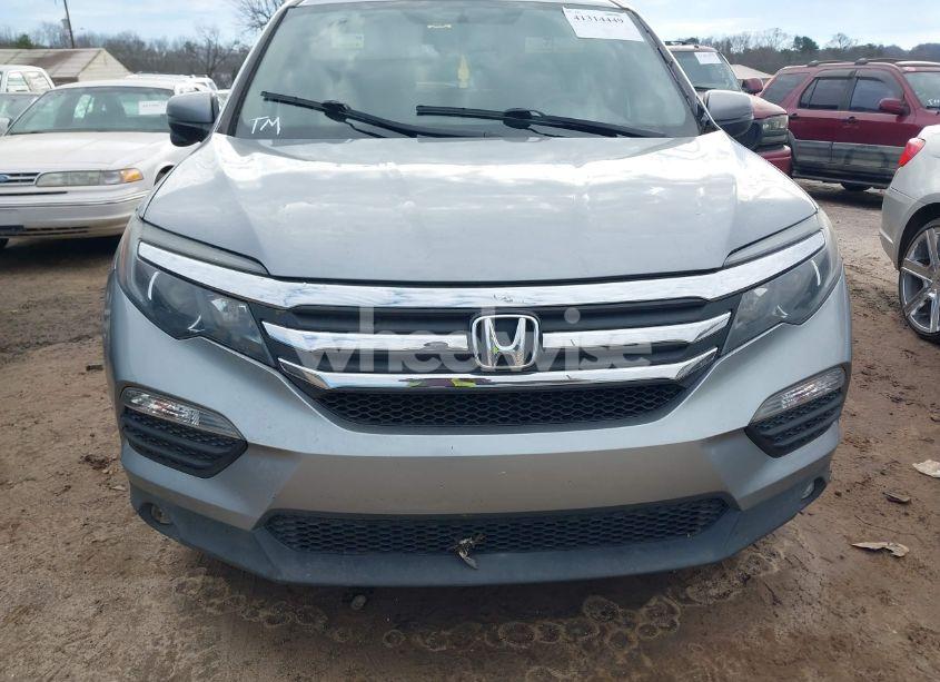 Photo 13 of 2018 Honda Pilot EXLN (VIN 5FNYF5H78JB013694)