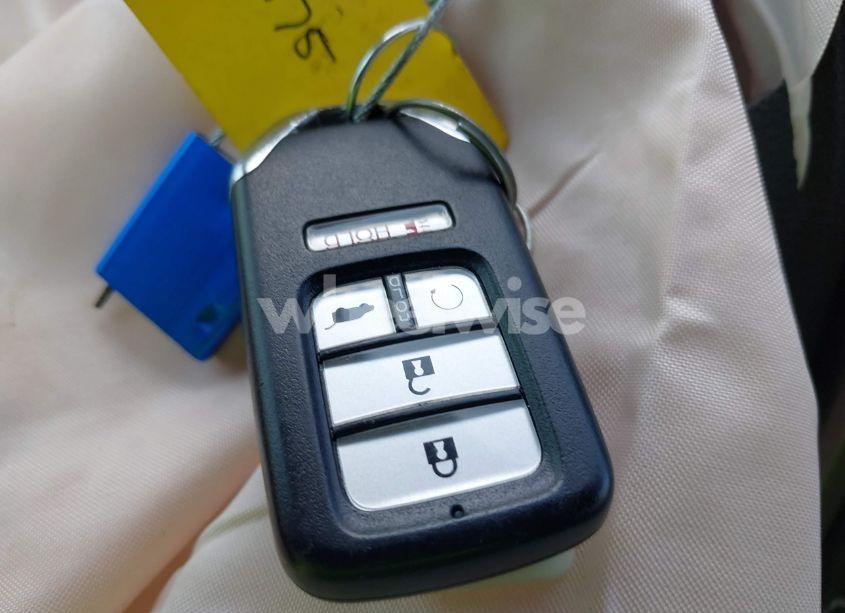 Photo 11 of 2016 Honda Pilot EX-L (VIN 5FNYF5H79GB022347)