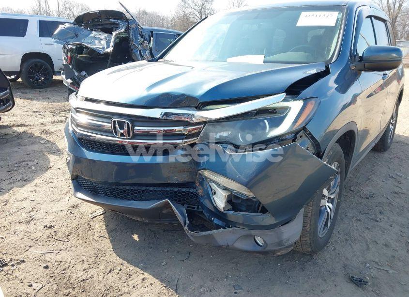 Photo 6 of 2016 Honda Pilot EX-L (VIN 5FNYF5H79GB055123)