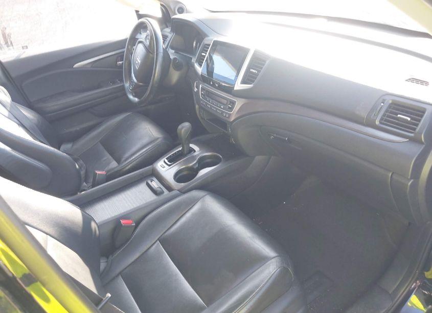 Photo 5 of 2016 Honda Pilot EX-L (VIN 5FNYF5H7XGB054398)