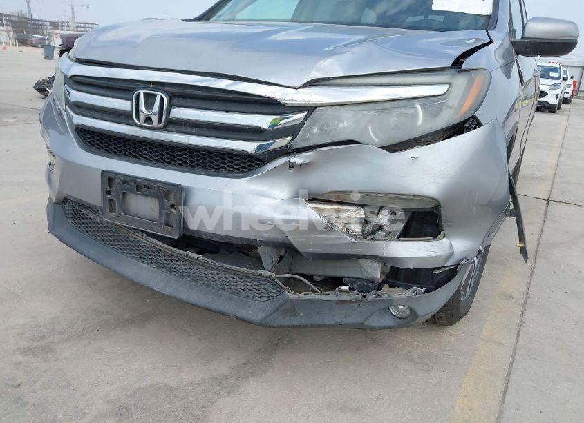 Photo 6 of 2016 Honda Pilot EX-L (VIN 5FNYF5H84GB005299)