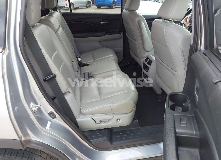 Photo 8 of 2016 Honda Pilot EX-L (VIN 5FNYF5H84GB005299)