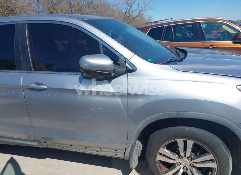 Photo 14 of 2016 Honda Pilot EX-L (VIN 5FNYF5H84GB032292)