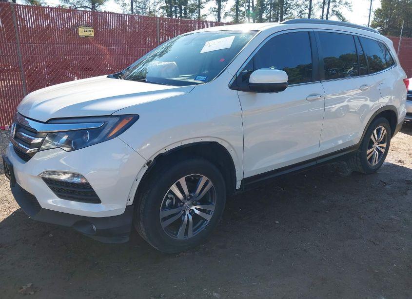 Photo 2 of 2016 Honda Pilot EX-L (VIN 5FNYF5H84GB038481)