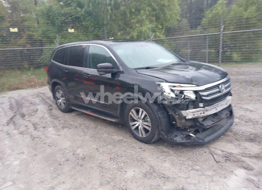 2017 Honda Pilot EXL (VIN 5FNYF5H84HB023982) main photo