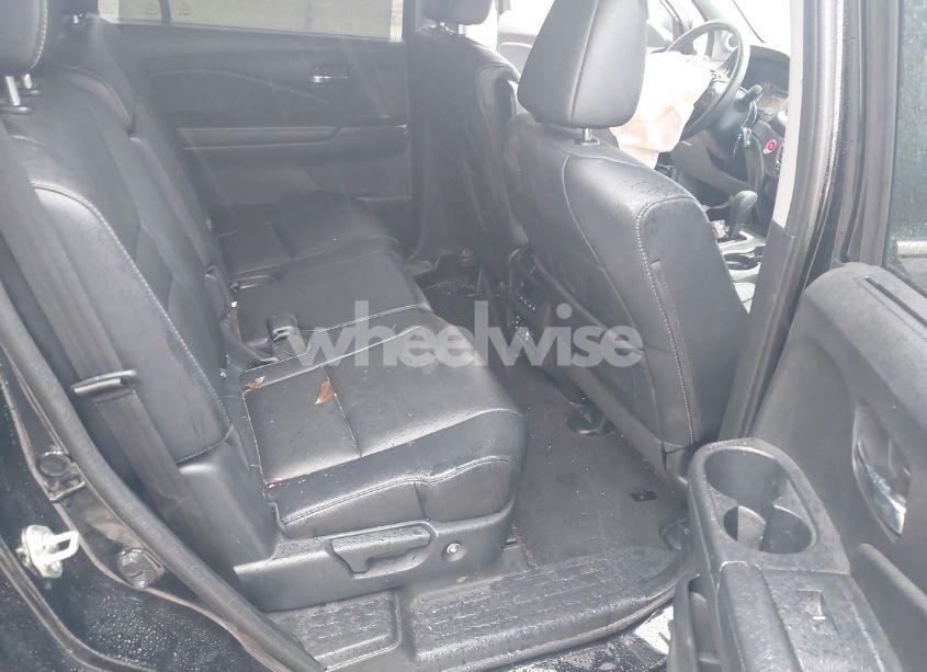 Photo 8 of 2017 Honda Pilot EXL (VIN 5FNYF5H84HB023982)