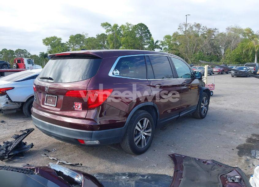 Photo 4 of 2017 Honda Pilot EX-L (VIN 5FNYF5H85HB017723)