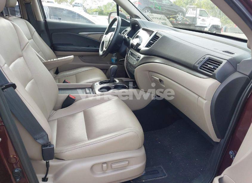 Photo 5 of 2017 Honda Pilot EX-L (VIN 5FNYF5H85HB017723)