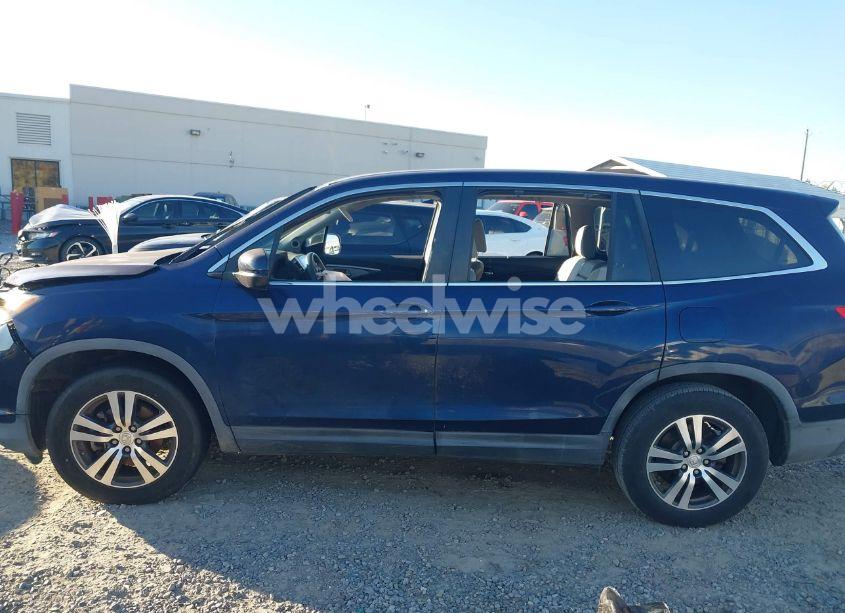 Photo 14 of 2016 Honda Pilot EX-L (VIN 5FNYF5H88GB002986)