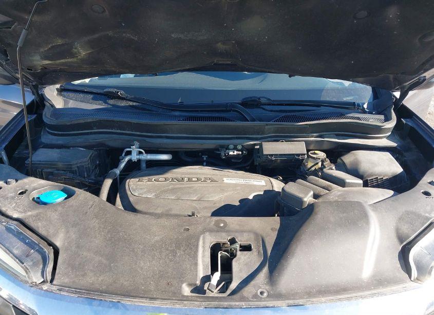 Photo 10 of 2017 Honda Pilot EX-L (VIN 5FNYF5H88HB034161)