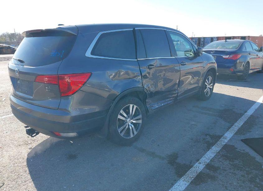 Photo 4 of 2017 Honda Pilot EX-L (VIN 5FNYF5H88HB034161)