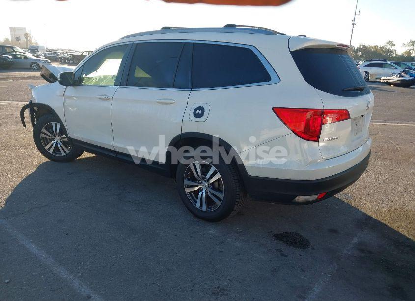 Photo 3 of 2016 Honda Pilot EX-L (VIN 5FNYF5H89GB032028)