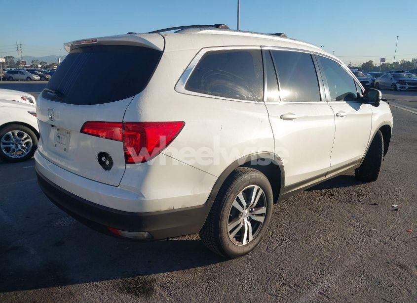 Photo 4 of 2016 Honda Pilot EX-L (VIN 5FNYF5H89GB032028)